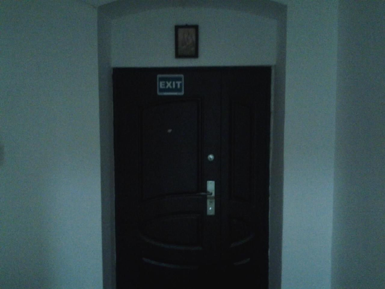 Leyla Hostel Braşov Extérieur photo